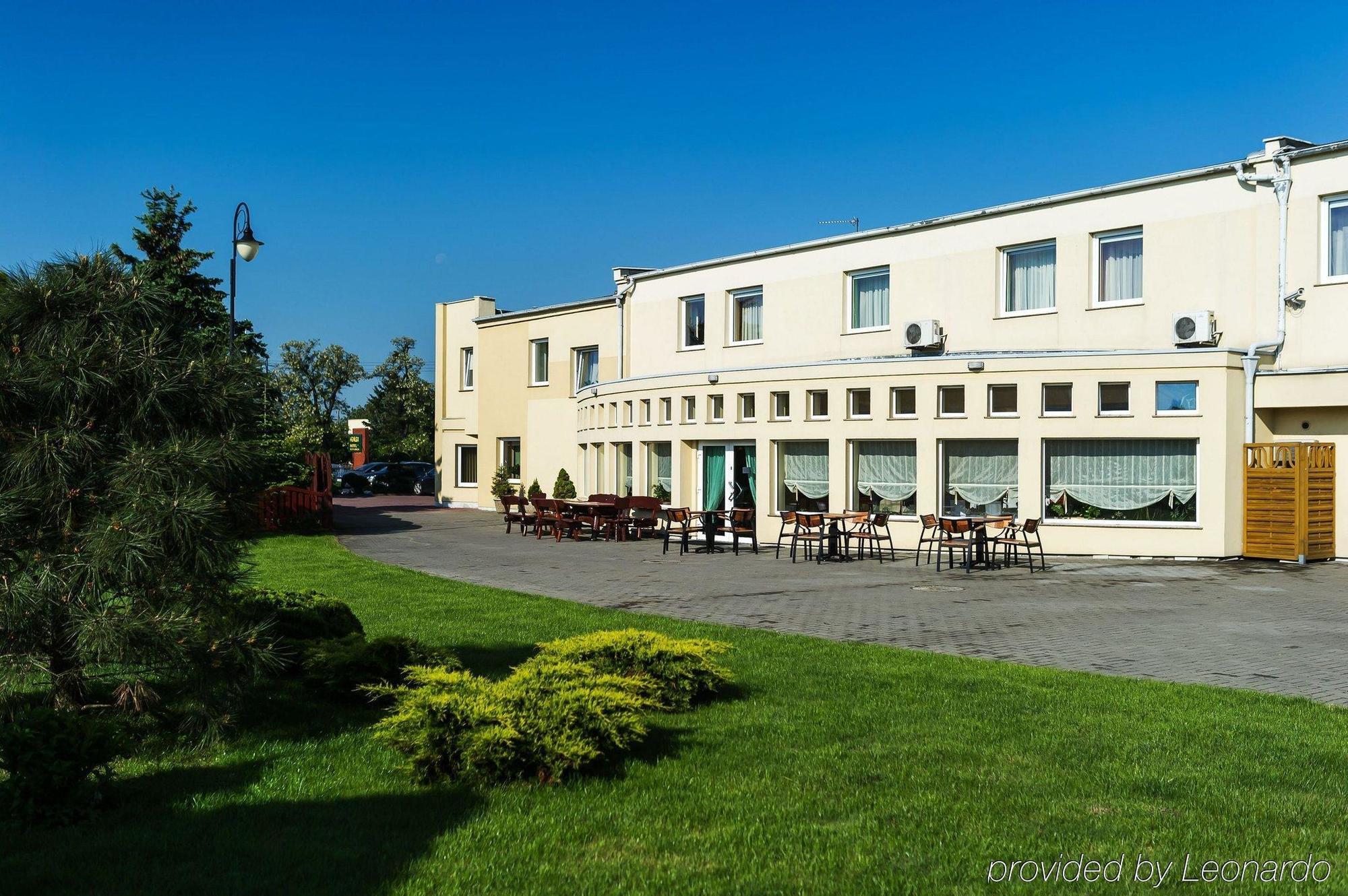 Bialy Dom Henlex Hotel Restauracja Poznaň Exteriér fotografie